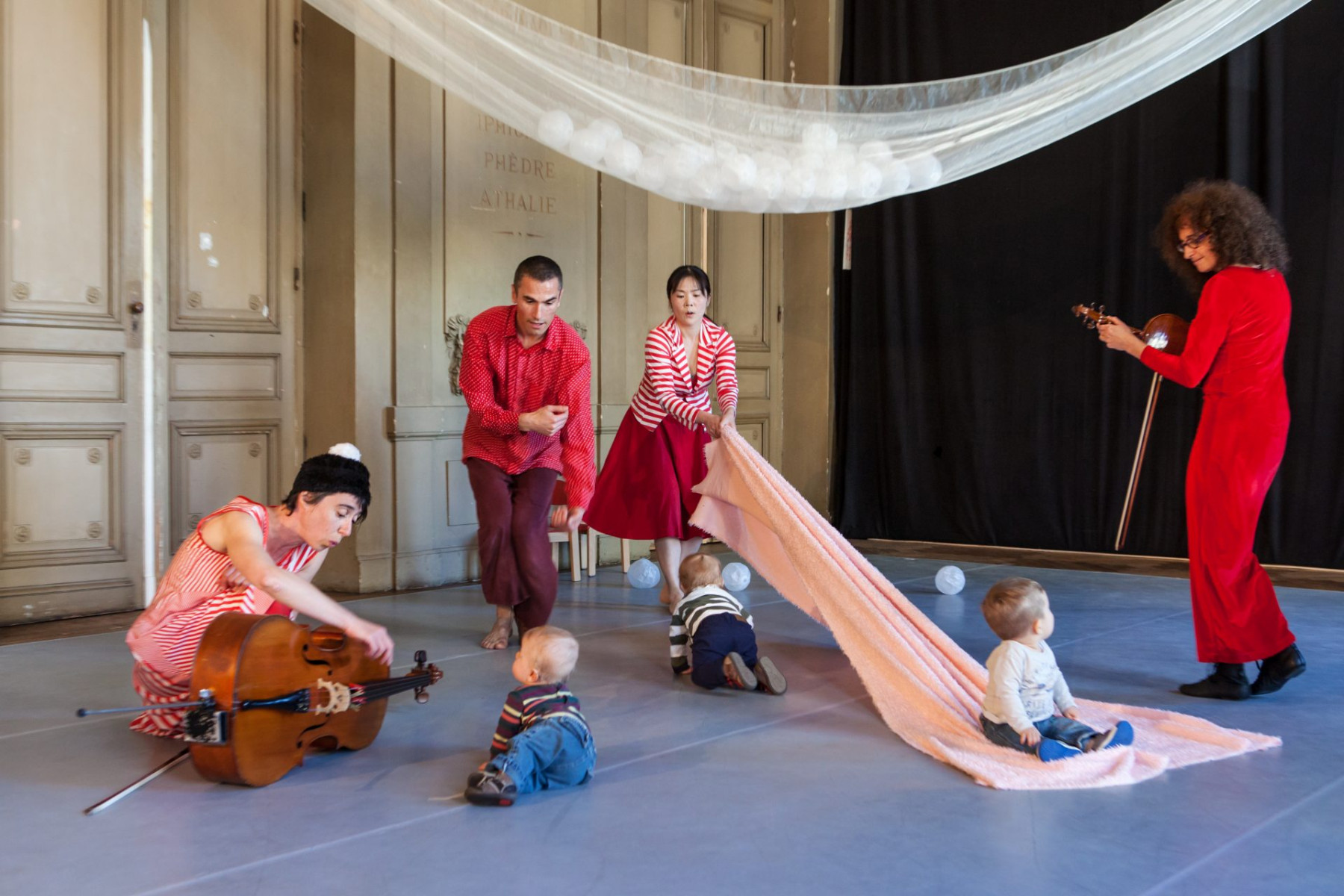 LABORATORIO: BABY IS MY TEACHER